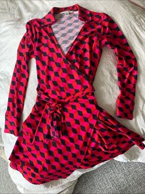 DVF 100% Silk Jersey Wrap Dress
